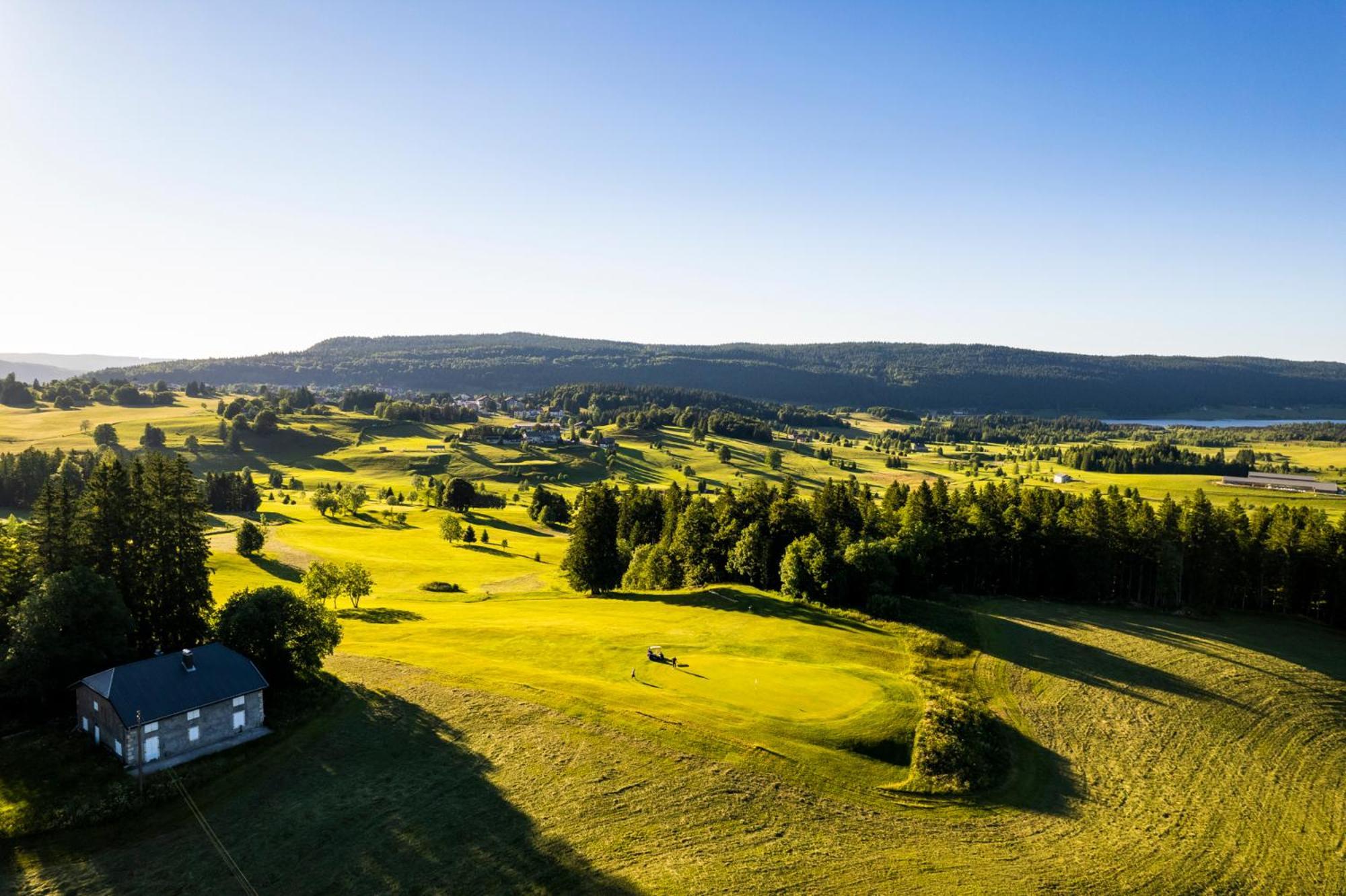 Отель Domaine Du Mont-Saint-Jean Ле-Русс Экстерьер фото